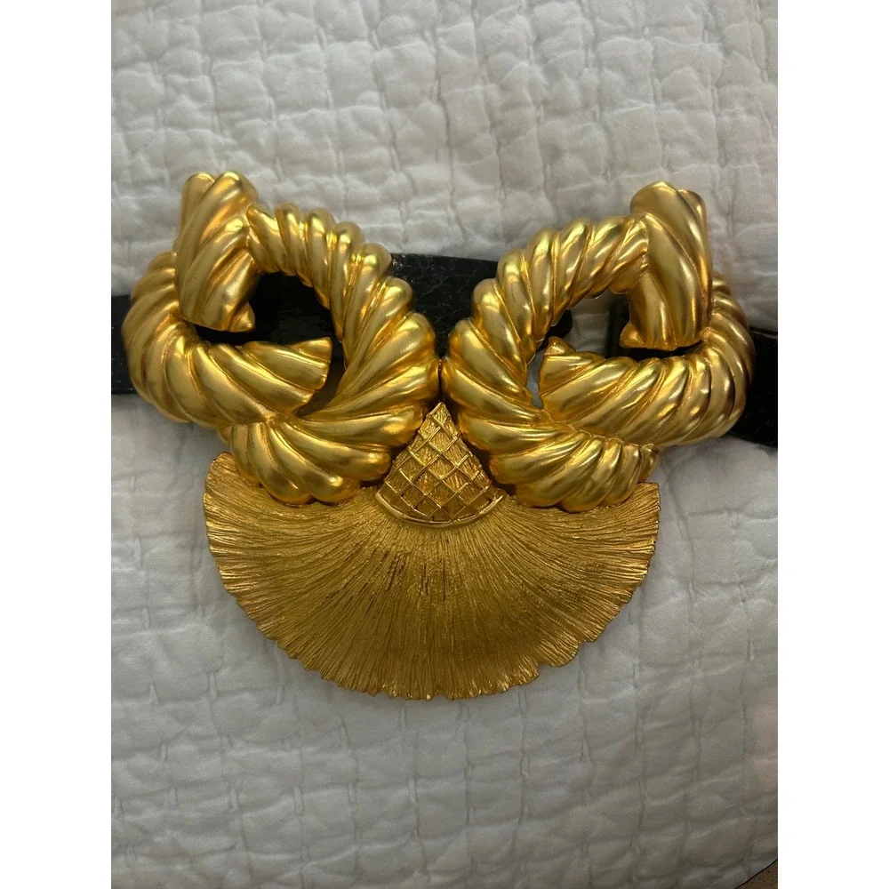 Margarita Barrera Vintage 1994 Gold Sculptural Buckle Black Belt XL 39 Inch